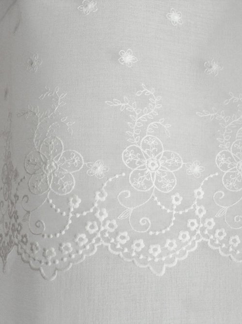 Voilage en étamine avec top à volant brodé - Kiabi