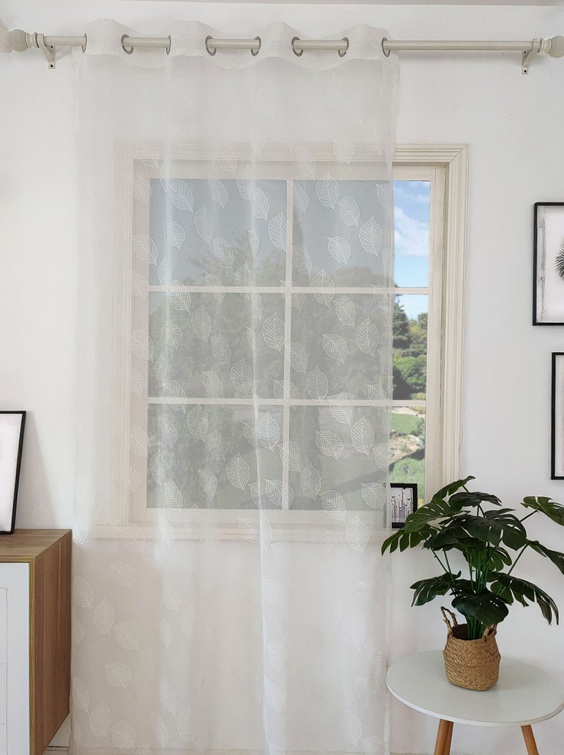 Voilage imprimé feuilles en polyester recyclé - prêt à poser. Blanc - Kiabi