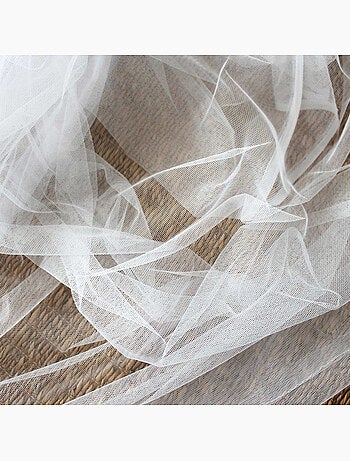 Voilage passe tringle anti moustique