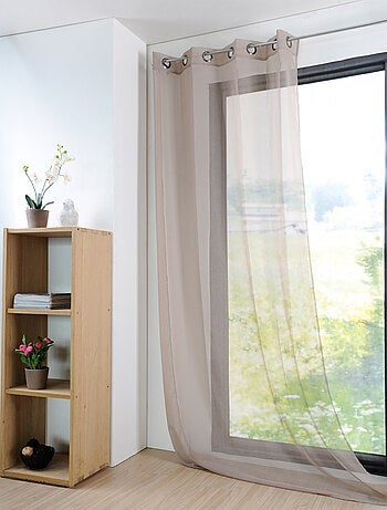 Voilage uni et léger