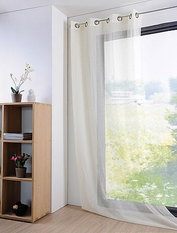 Voilage uni et léger