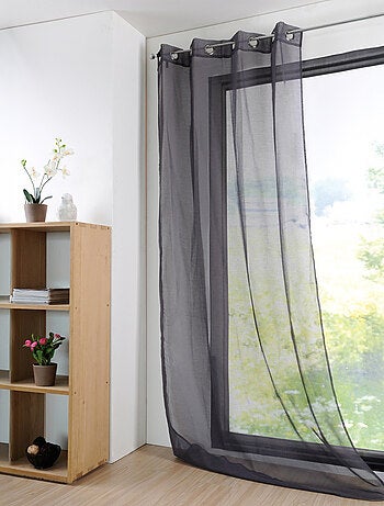 Voilage uni et léger