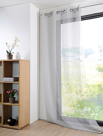 Voilage uni et léger