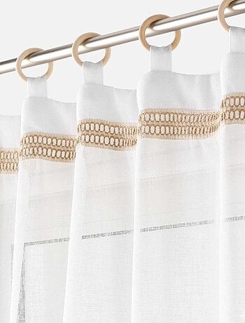 Voilages à œillets bois