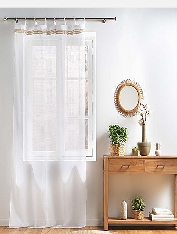 Voilages à œillets bois