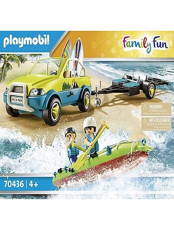 Voiture avec canoë