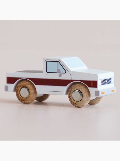 Voiture charlie no 30 - Kiabi