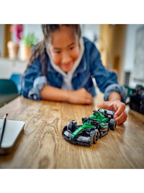 Voiture F1® Aston Martin Aramco AMR24 - Kiabi