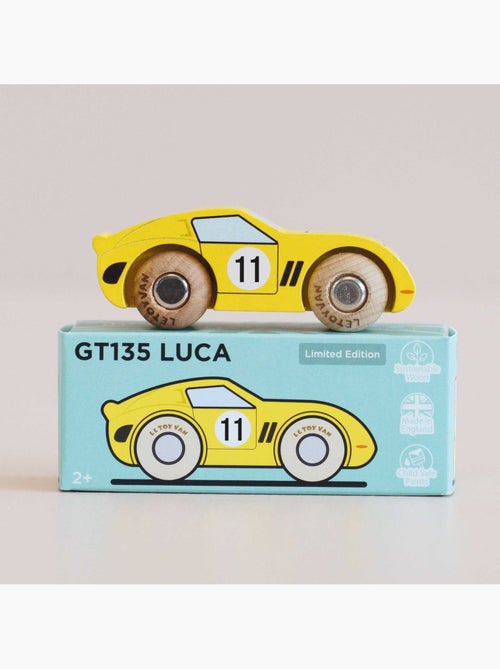 Voiture luca no 24 - Kiabi