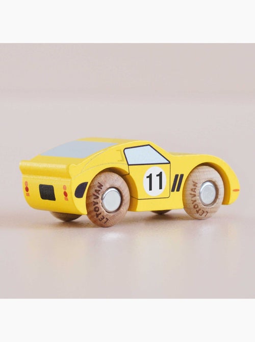 Voiture luca no 24 - Kiabi