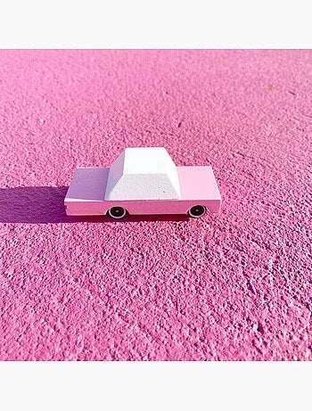 Voiture pink sedan