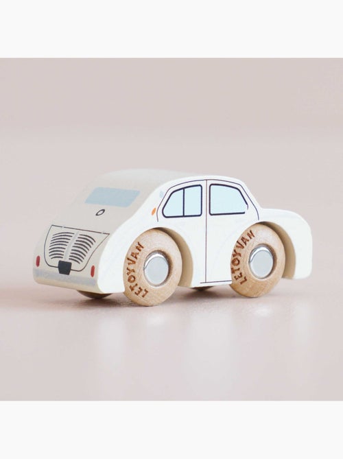 Voiture rené no 20 - Kiabi