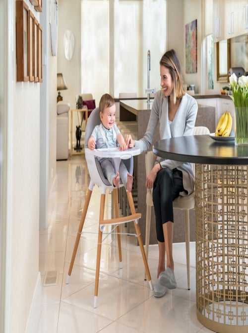 WEBABY - Chaise haute bébé évolutive Blanc et Gris - Kiabi WEBABY - Chaise haute bébé évolutive Blanc et Gris - Kiabi
