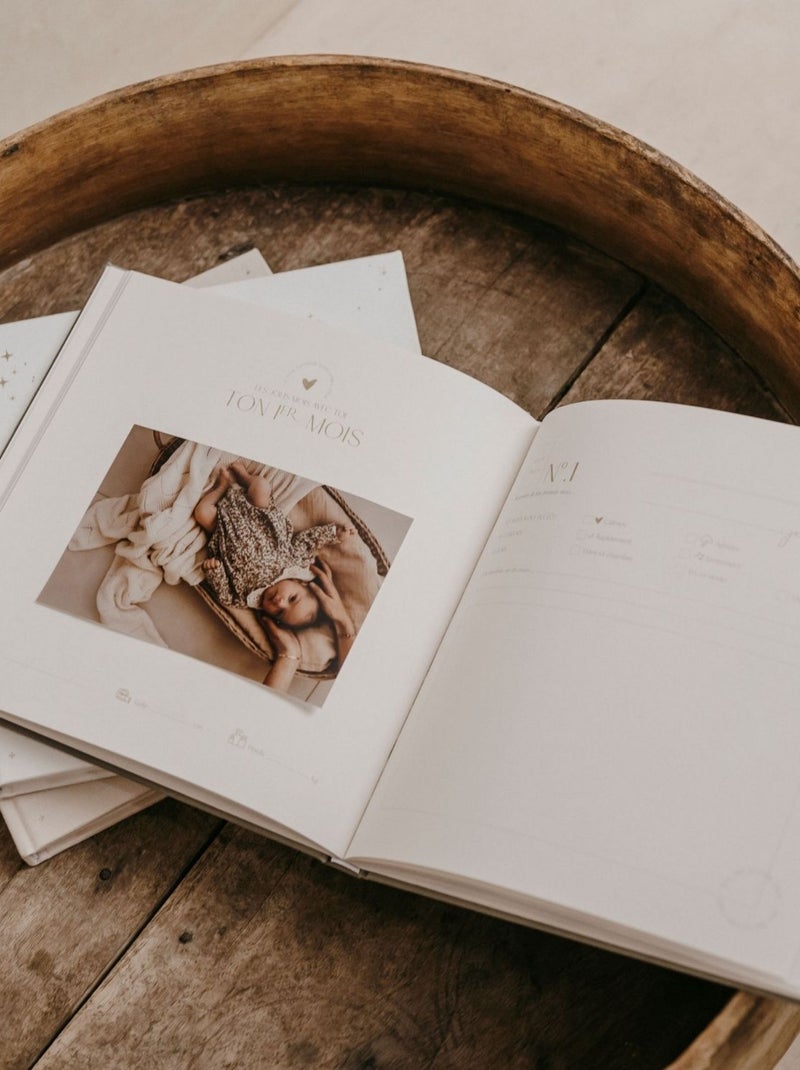 Zakuw - Livre de naissance Pure velours N/A - Kiabi